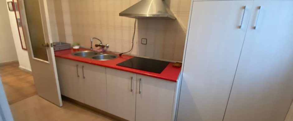 Ático de 3 dormitorios en centro de Albolote con Piscina