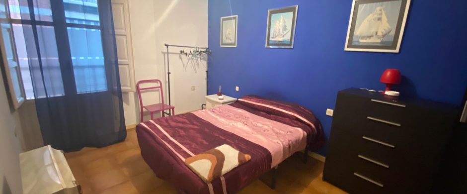Ático de 3 dormitorios en centro de Albolote con Piscina