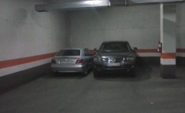 Plaza Garaje junto a Biblioteca Municipal