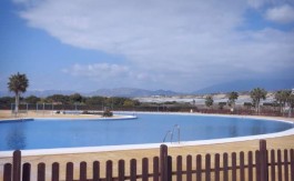 Ático con terraza en Residencial Puerto Marina Golf en Almerimar.