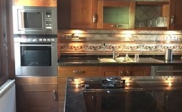 Chalet con 5 dormitorios y 5 baños en Gójar