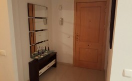 Piso de 3 dormitorios y 2 baños en Almerimar, Residencial Lago Victoria.
