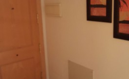 Piso de 3 dormitorios y 2 baños en Almerimar, Residencial Lago Victoria.
