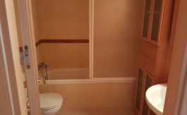 Piso de 3 dormitorios y 2 baños en Almerimar, Residencial Lago Victoria.