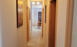 Piso de 3 dormitorios y 2 baños en Almerimar, Residencial Lago Victoria.