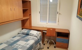 Piso de 3 dormitorios y 2 baños en Almerimar, Residencial Lago Victoria.