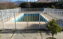 Casa con piscina en Ogijares para alquiler vacacional o larga temporada.