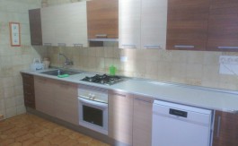 Casa con piscina en Ogijares para alquiler vacacional o larga temporada.