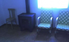 Cortijo con seís dormitorios en Chercos (Interior Almería).