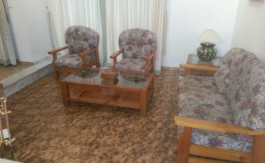 Casa con piscina en Ogijares para alquiler vacacional o larga temporada.