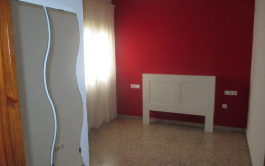 Estupendo ático con 2 dormitorios en Emperatriz Eugenia