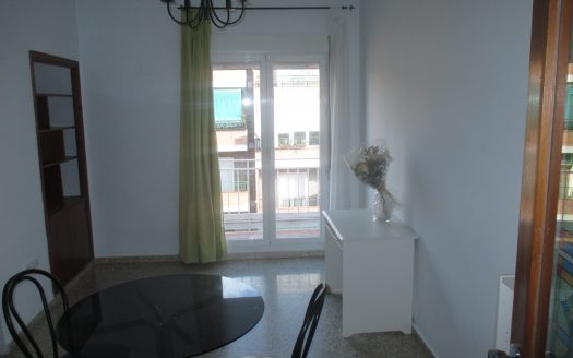 Estupendo ático con 2 dormitorios en Emperatriz Eugenia