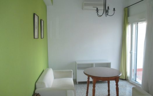 Estupendo ático con 2 dormitorios en Emperatriz Eugenia