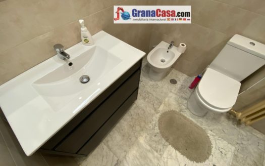 Habitaciones con calefacción central y wifi incluido en la misma Calle San Juan de Dios