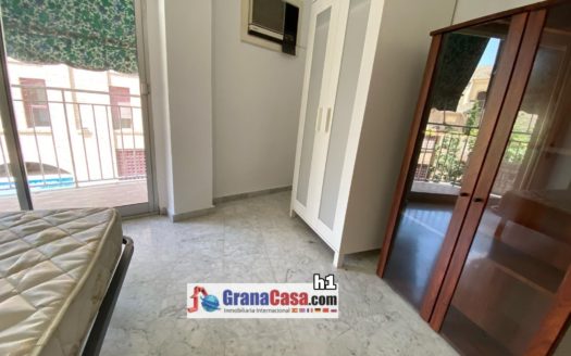 Habitaciones con calefacción central y wifi incluido en la misma Calle San Juan de Dios