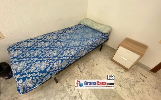 Habitaciones con calefacción central y wifi incluido en la misma Calle San Juan de Dios