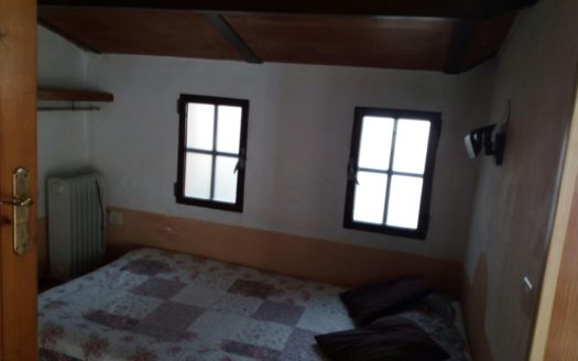 Alquiler Vacacional de ÁTICO en Carretera de la Sierra para 3 personas.