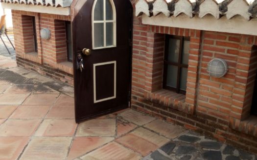 Alquiler Vacacional de ÁTICO en Carretera de la Sierra para 3 personas.