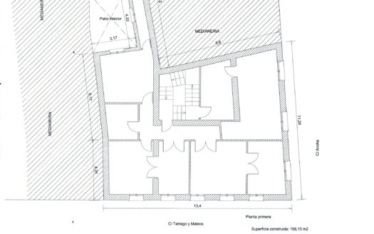 Edificio de 3 plantas de 524 m2 en Guadix