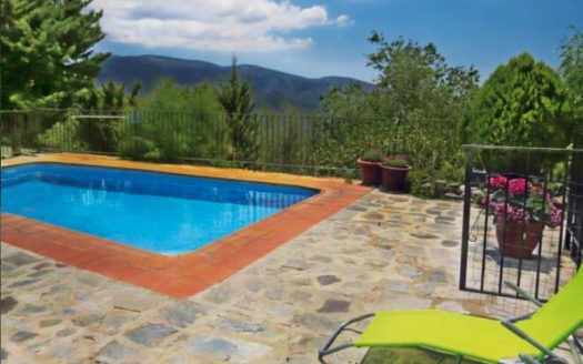 Casa de 3 dormitorios con piscina en Lanjarón, Alpujarra