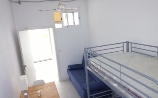 Local-Apartamento en el Centro de Almeria