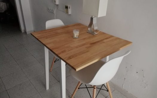 Local-Apartamento en el Centro de Almeria