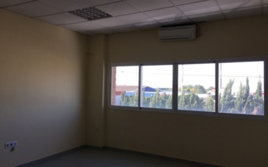 Nave de 116m2 en Polígono Juncaril Albolote en venta