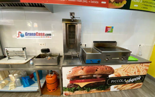 Se traspasa excelente Local Comercial en el Zaidin