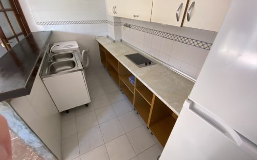 Piso exterior con dos dormitorios con calefacción central y piscina junto Carrefour Zaidin