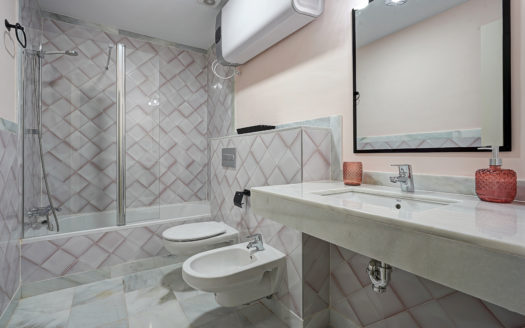 Apartamento de alquiler vacacional o corta temporada en Albaicín Bajo