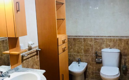 Piso de 1 dormitorio en zona de Armilla, cerca de Base Aérea. PTS metro