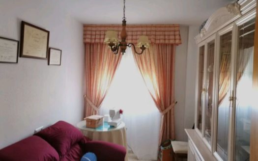 Casa de 3 dormitorios en Chauchina.