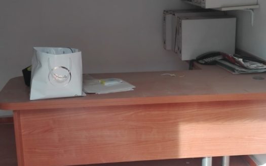 Nave en Cúllar Vega con 300 metros cuadrados con cámara frigorífica