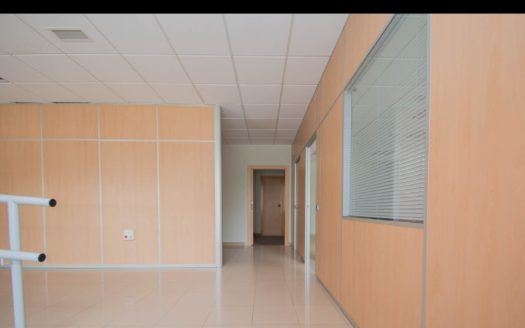 Local en venta en Zaidin.