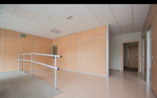 Local en venta en Zaidin.