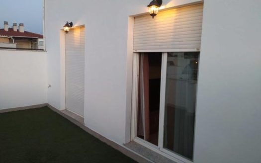 Apartamento ático con vistas en Atarfe.