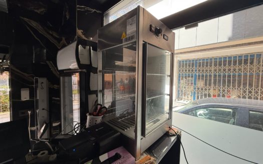 Local de 20 m2 en Almona Vieja 12