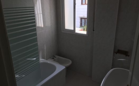 Chalet de 3 dormitorios y 2 baños en los Ogijares.