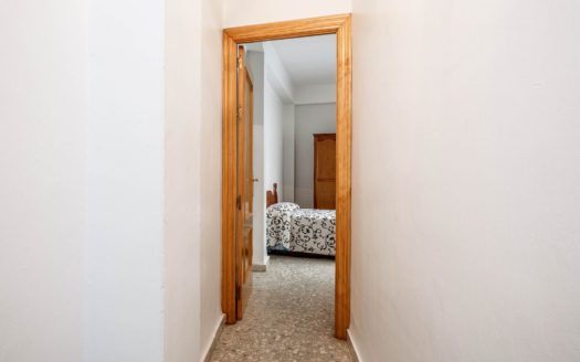 Piso con 3 dormitorios muy cerca de la playa en Salobreña