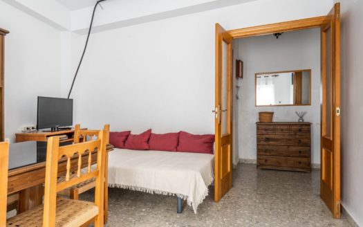 Piso con 3 dormitorios muy cerca de la playa en Salobreña