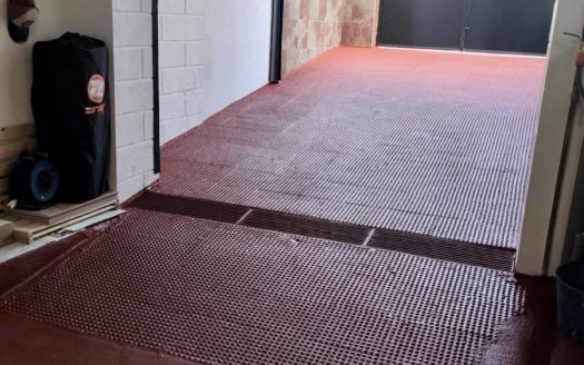 Casa de 4 dormitorios con patio, terraza y garaje en Ogíjares