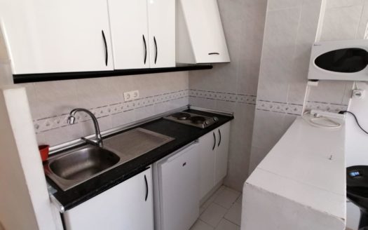 Alquiler de estudio junto Avd.Madrid