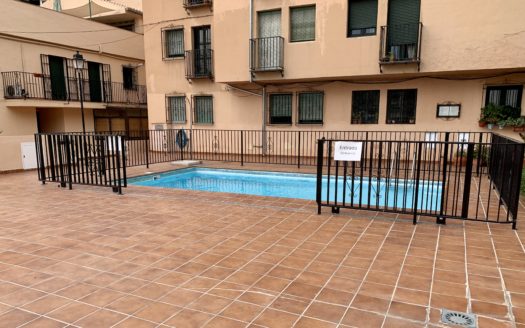 Magnífico estudio en una urbanización con piscina en Albayzín