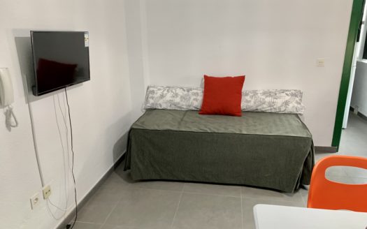 Magnífico estudio en una urbanización con piscina en Albayzín