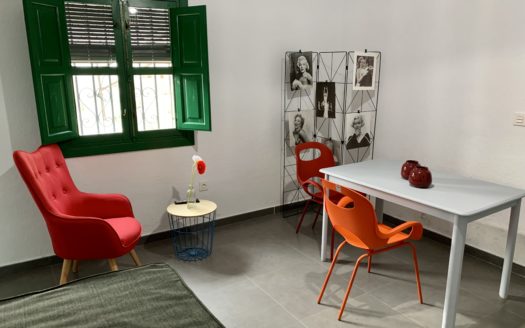 Magnífico estudio en una urbanización con piscina en Albayzín
