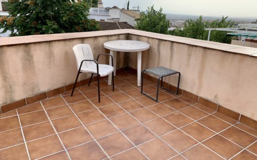 Magnífico estudio en una urbanización con piscina en Albayzín