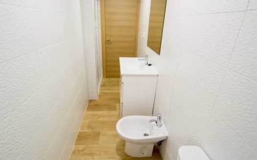 Excelente piso de 3 dormitorios y 2 baños en Plaza de Toros