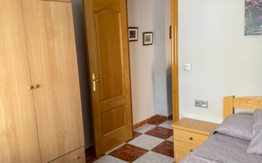 Alquiler de piso de 3 dormitorios en Camino de Ronda