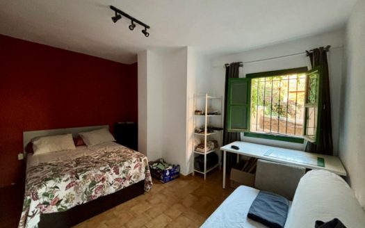Excelente apartamento de un dormitorio con terraza en Albayzín