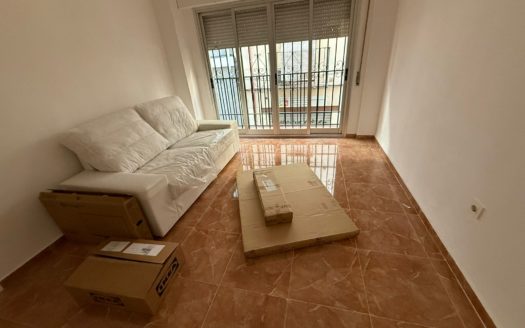 Piso de 3 dormitorios recién Reformado en Gran Capitán